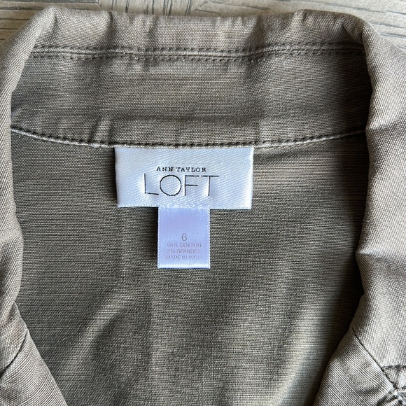Ann Taylor LOFT - Army-Green Cotton-Blend Jacket - SZ 6 - Picture 3 of 10